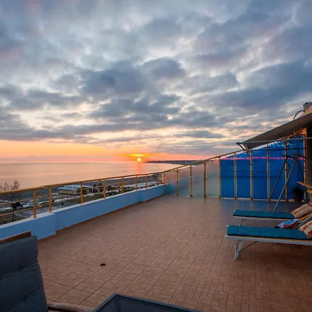 アパート Rooftop Florale