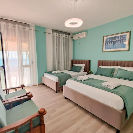 Rooftop Florale * Velipojë