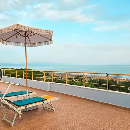 Lägenhet Rooftop Florale Velipojë