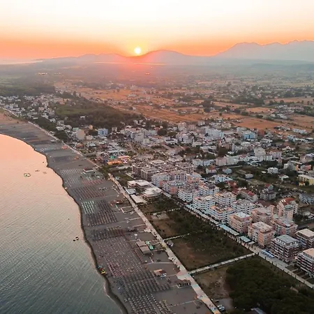 Rooftop Florale Velipojë
