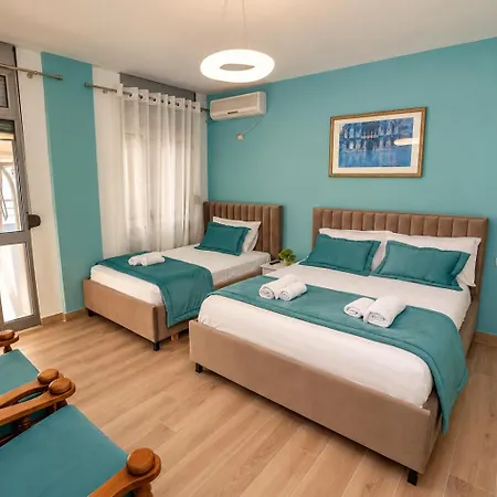Apartment Rooftop Florale Velipoje