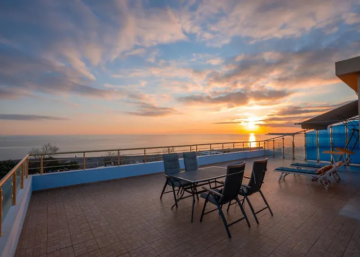 公寓 Rooftop Florale Velipojë