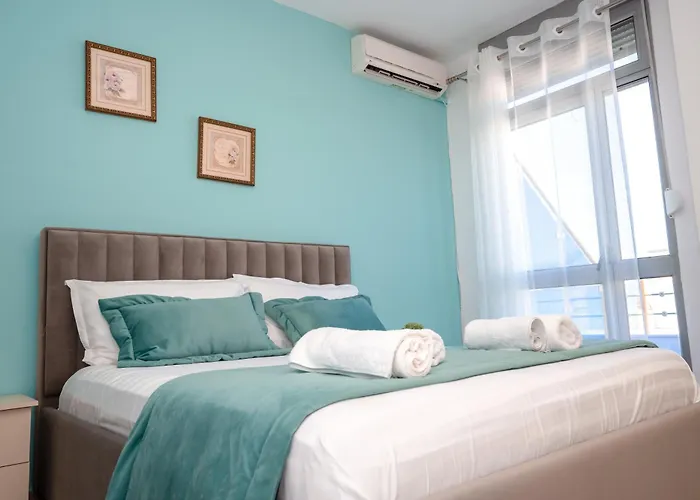 Rooftop Florale 公寓 Velipojë