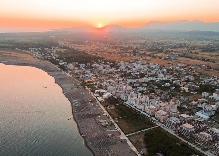 Rooftop Florale Velipojë